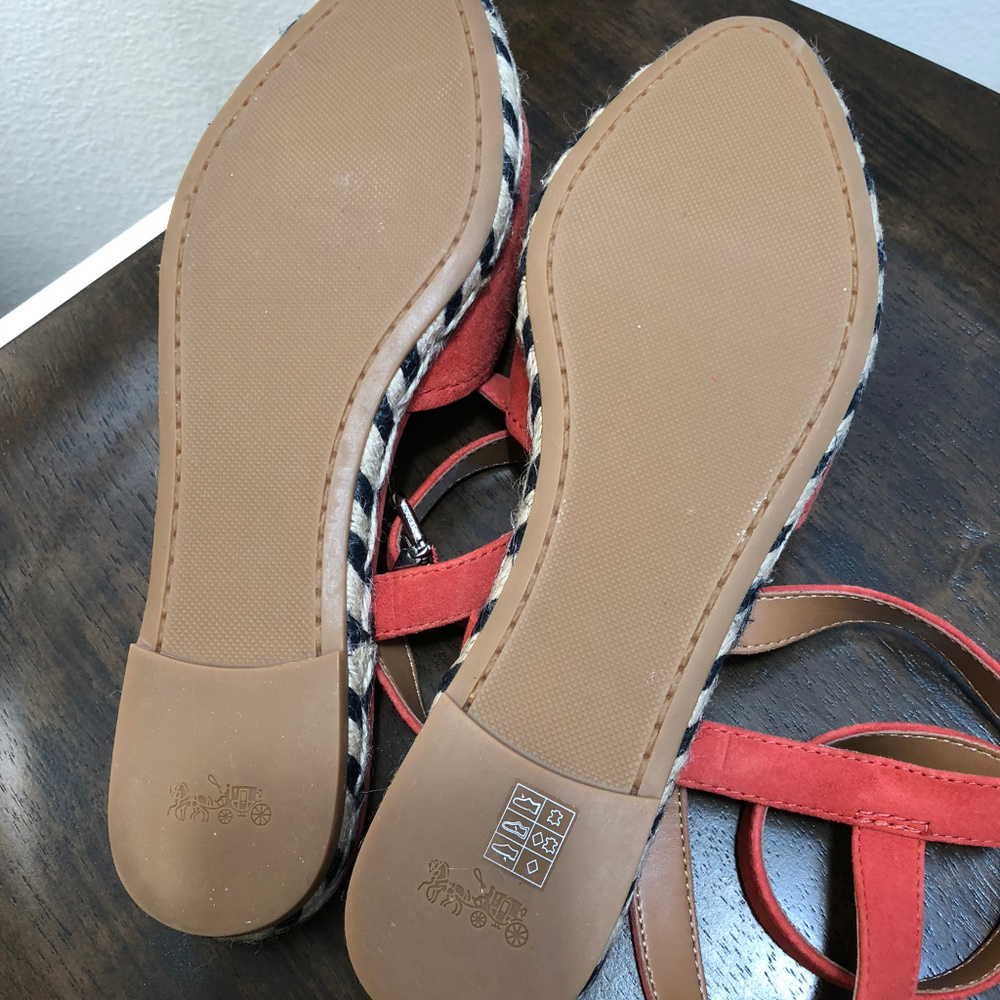SOLD ~ Coach Ozzie Coral Sandals - 6.5M - New with box - Picture 5 of 8